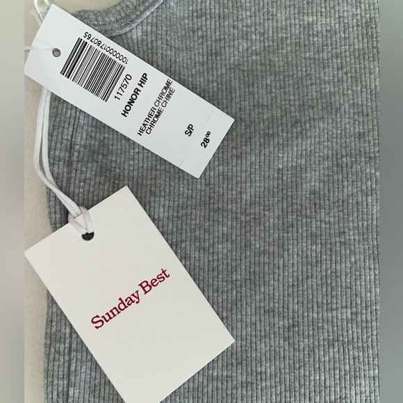 Sunday Best Honor Hip Tank - Picture 2 of 3